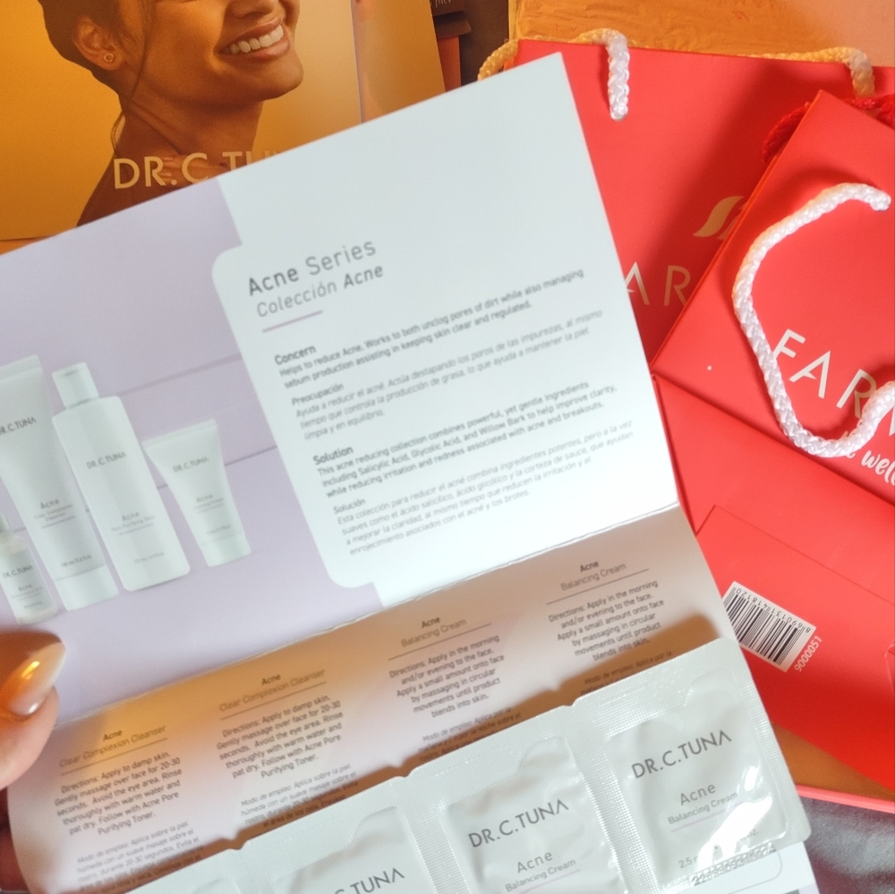 Farmasi Sample box - Picture 5 of 6